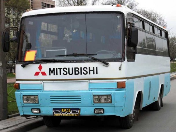 фотография Автобус Mitsubishi Starix
